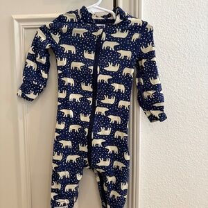 Hanna Andersson Baby Holiday 2-Way Zip Sleeper in HannaSoft